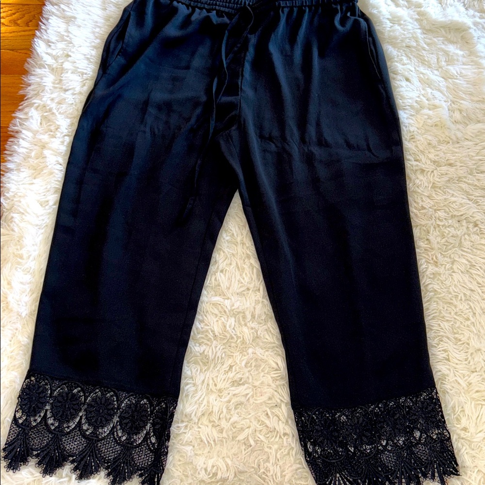 Kate & Mallory Black Crocheted bottom Capris